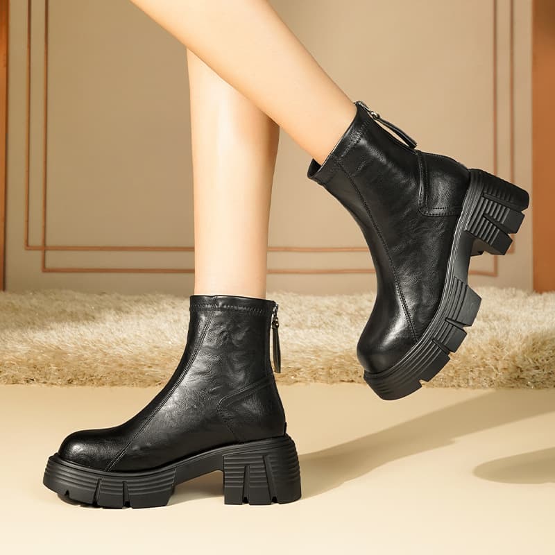 European Station Soft Leather Slimming Boots 2024 New Platform Women's Fashion Ankle Boots Student British Style Martin Boots Trendy