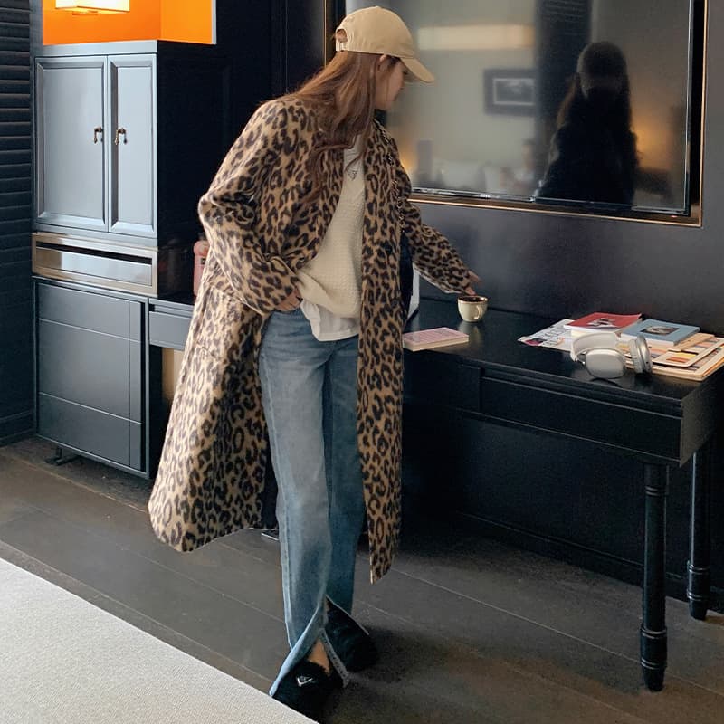 Cross-border new ready-made women's clothing 2026 winter leopard print woolen coat women's long woolen coat ladylike temperament