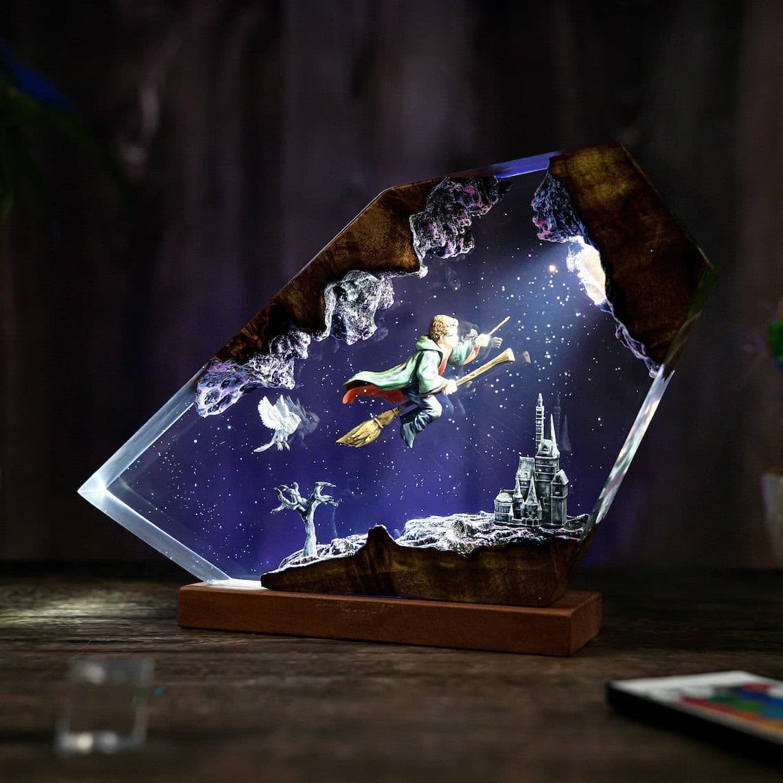 Harry Potter Hogwarts House Castle Flying Broomstick Hedwig Epoxy Resin Night Lamp Bedside Lamp