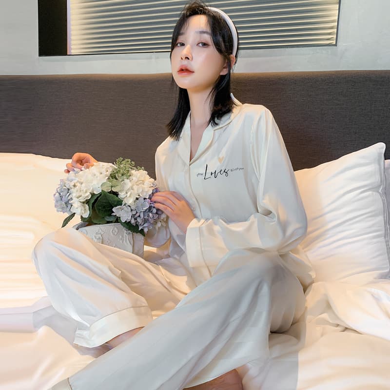 Ice Silk Pajamas for Women Spring Autumn Long Sleeve Little Fragrance Style 2025 New Summer Wearable Outdoors Homewear