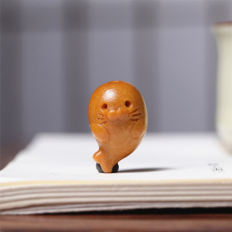 Factory Direct Sales Sea Lion Accessory Necklace, Animal Pendant, DIY Sandalwood Wooden Seal Collectible Pendant Wholesale