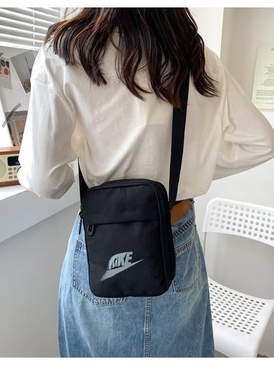 Cross-Border Trendy Shoulder Bag for Men and Women, Korean Style Personalized Letter Print Small Square Bag, Casual Crossbody Bag for Students