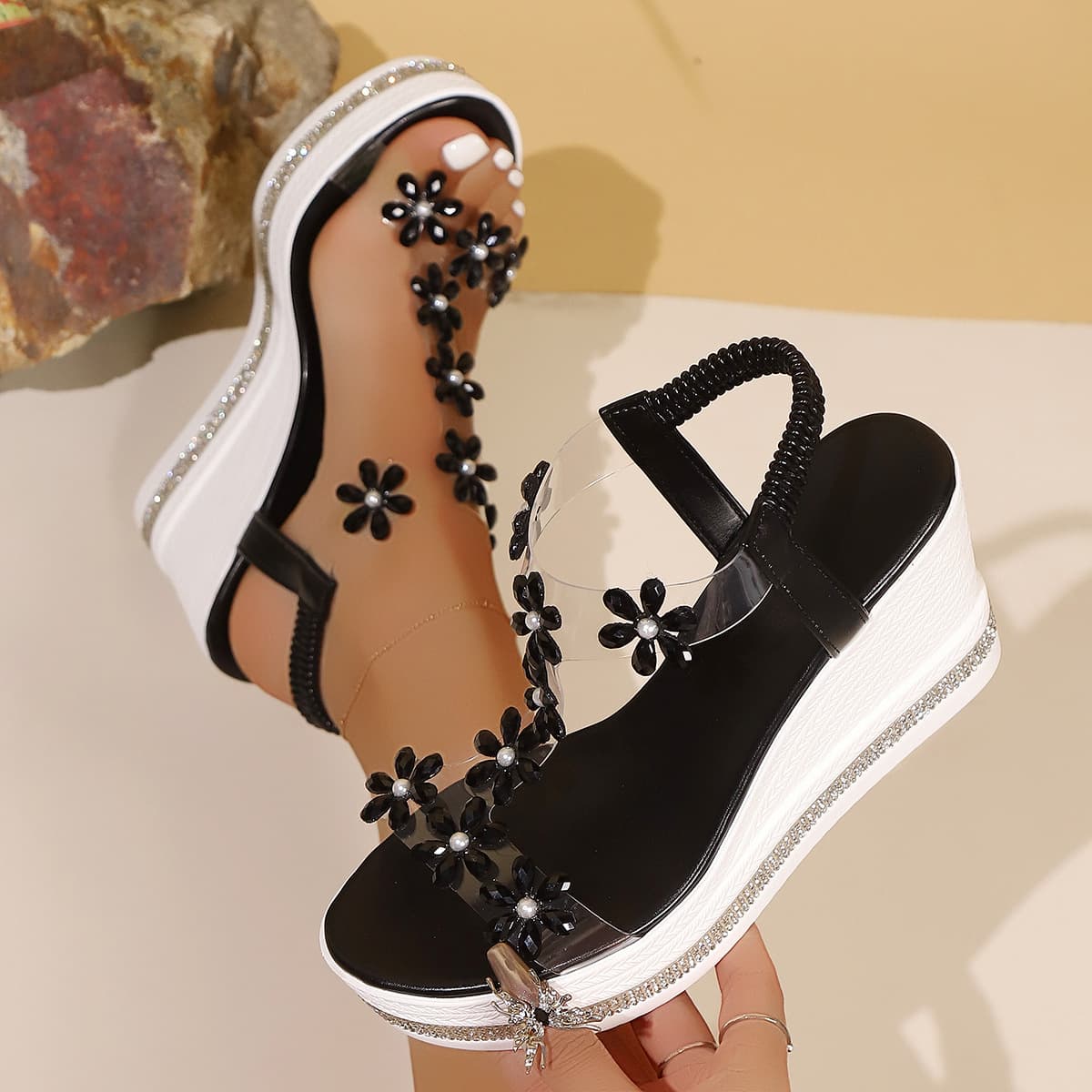 Export Thick Sole Sandals Women 2025 Summer New Large Size Fashion Wedge Heel Flower Rhinestone Fairy Beach Shoes