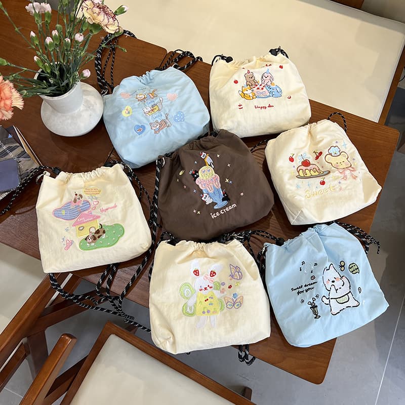 Summer nylon embroidered canvas small bag for women 2025 new drawstring crossbody bag simple portable mobile phone bag