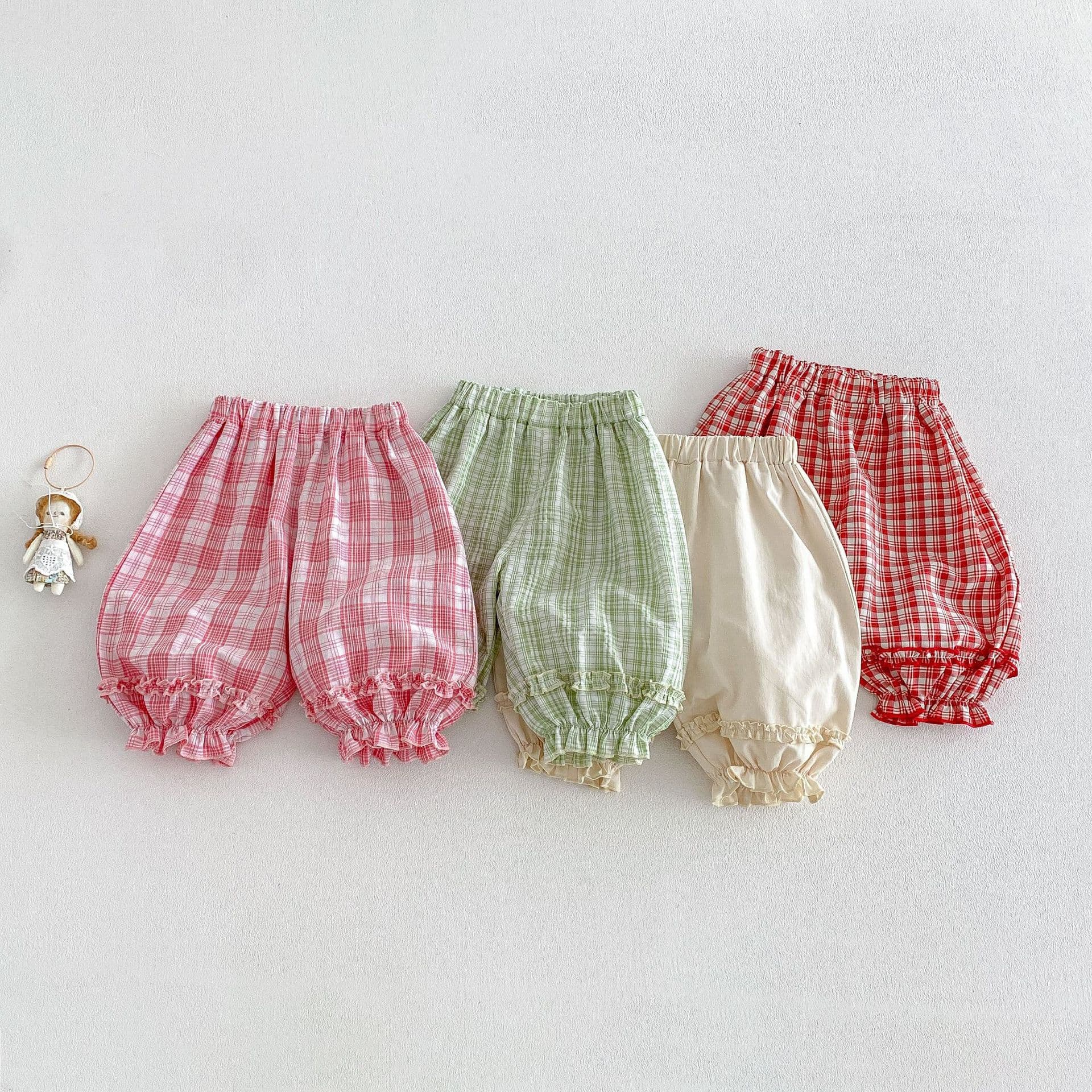 Girls plaid bloomers 2026 new summer baby style lace breathable casual pants children's summer pants