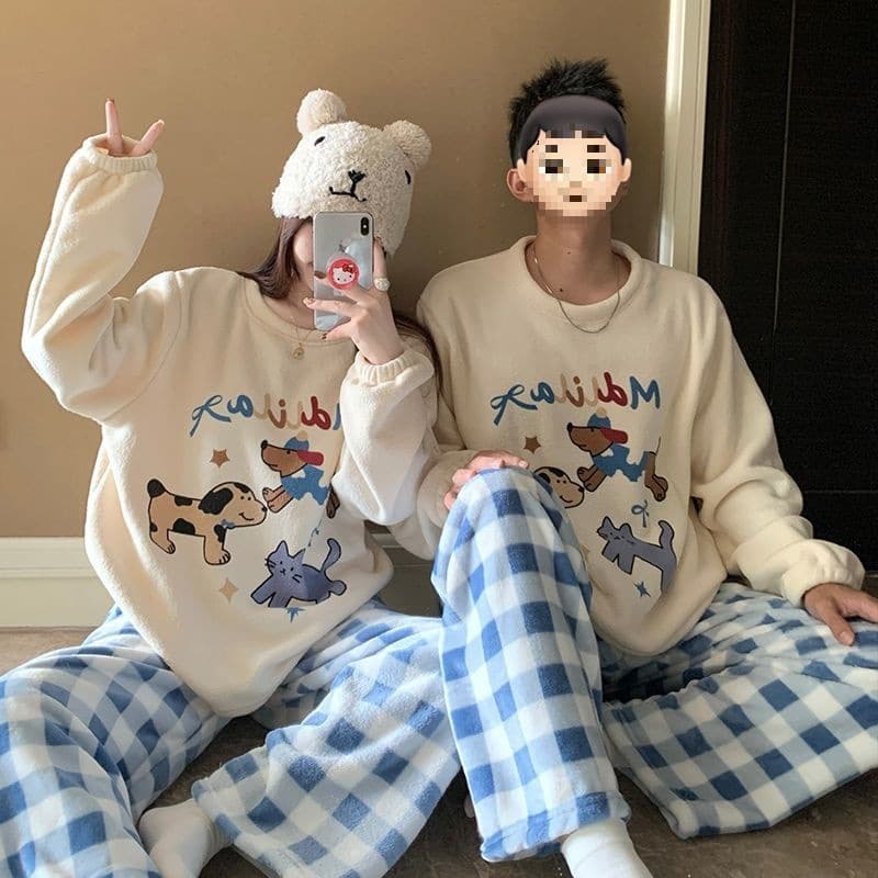 New couple's pajamas, one for men and one for women, winter coral fleece, thickened flannel loungewear set, can be worn outside.