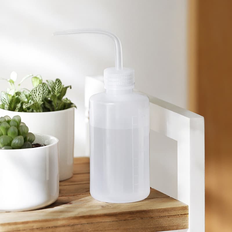 Succulent Curved Spout Watering Can Squeeze Anti-Drip Irrigation Watering Tool Large 500ml Pointed Spout Pot Watering