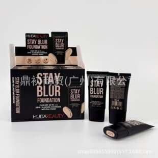 HUDA BEAUTY Black Tube Foundation STAY BLUR FOUNDATION Sunscreen Foundation