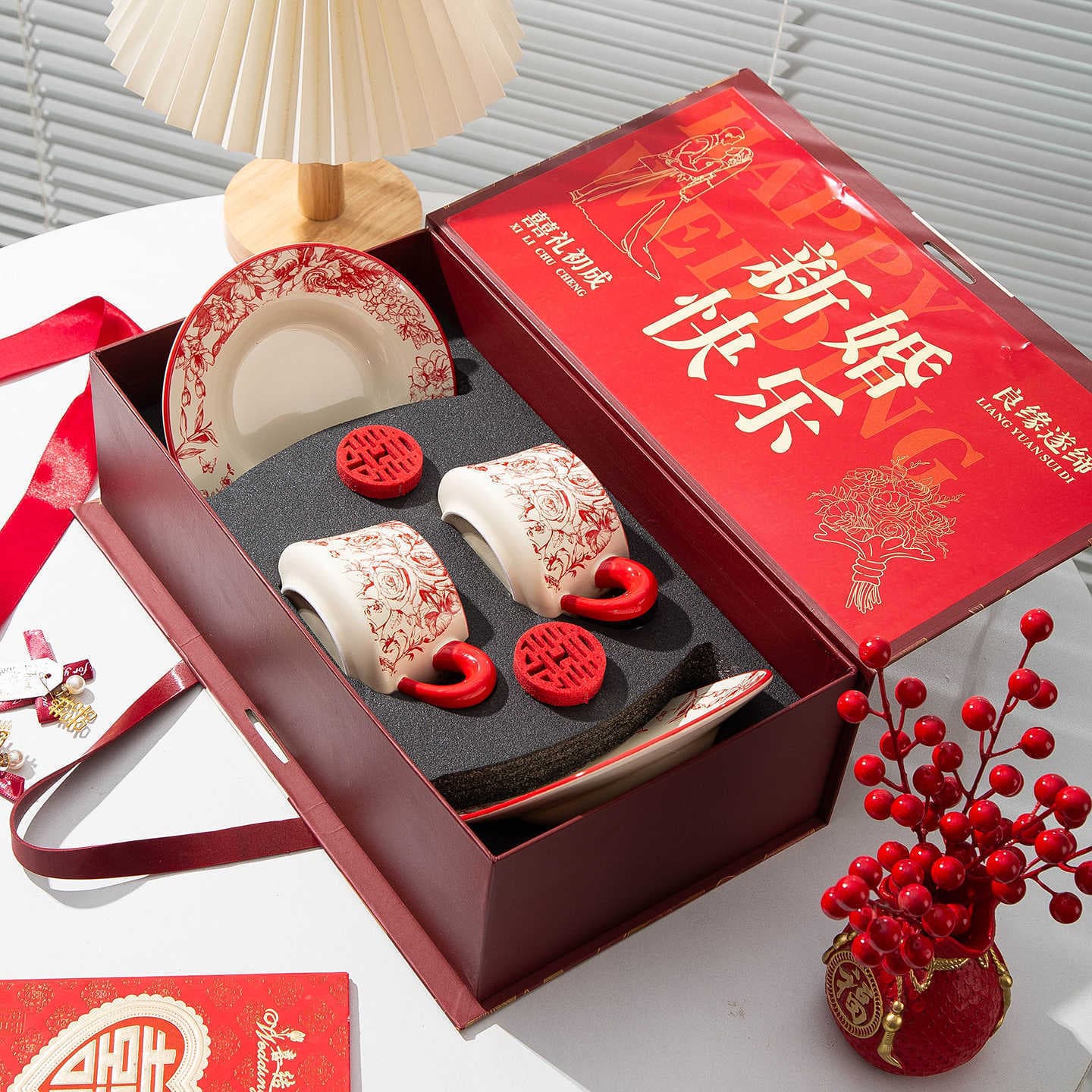 Wedding Gift for Newlyweds, Bride, Best Friend, Engagement Gift, Advanced Practical Bowl Plate Chopstick Tableware Set