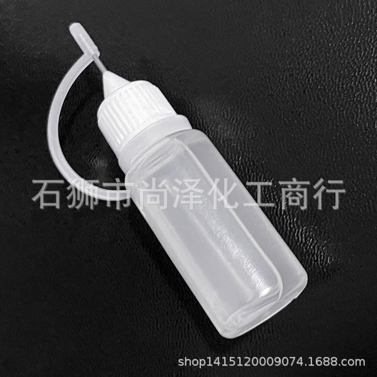 Three-section telescopic baton throwing stick baton weapon vehicle baton throwing whip equipment maintenance oil lubricant