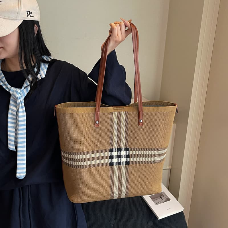 New Large Capacity Woven Tote Bag Casual Versatile Shopping Bag Shoulder Bag Commute School Handbag Tote