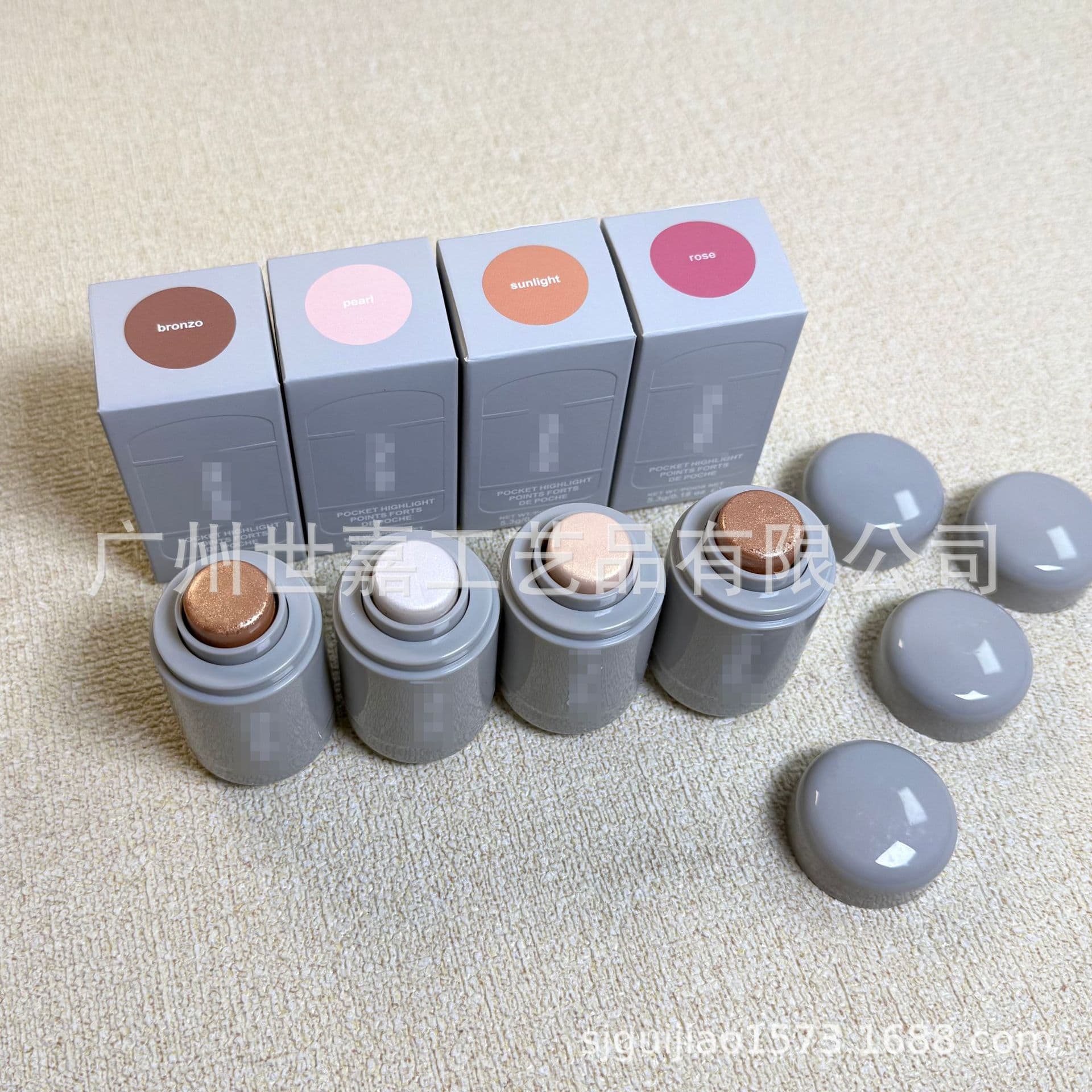 Cross-border trade in stock Hailey highlighter stick, dewy skin shimmer fine glitter gloss for cheekbone contouring and brightening