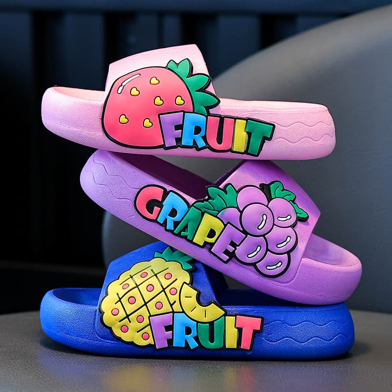 Children's slippers summer fruit girls cute slippers non-slip bathing boys baby girls new super cute