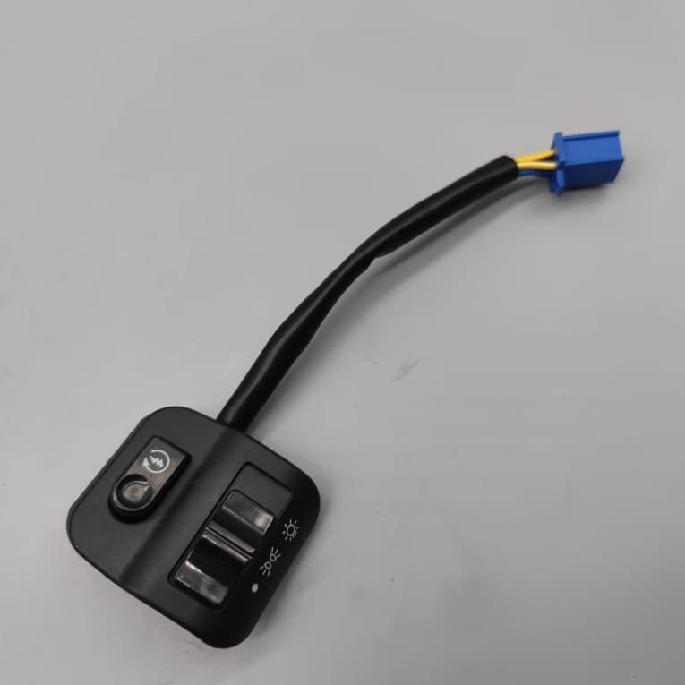 Suitable for Jogi Qiaoge I125 New Fuxi as Saiying Left and Right Handlebar Turn Signal Horn Handlebar Switch Button