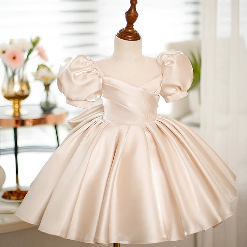 Fashionable one-year-old baby girl birthday dress 2026 new spring children's princess dress host piano performance