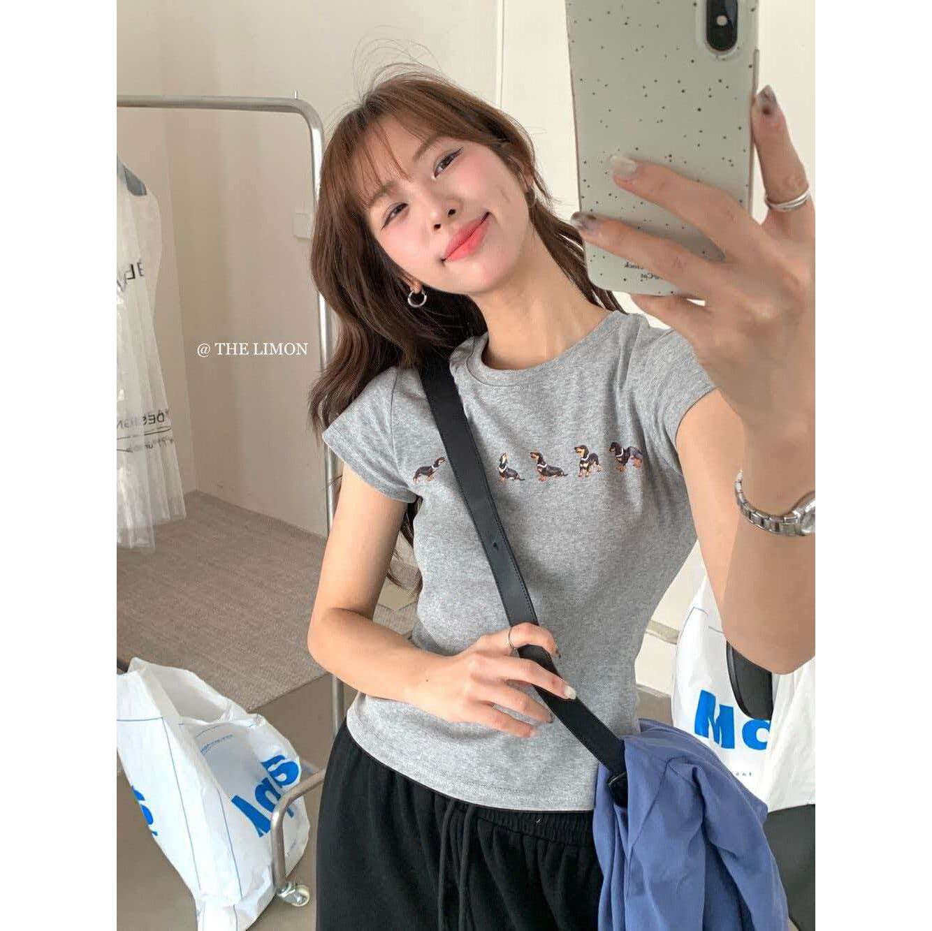 Jin Zhini's same necklace dog print short-sleeved T-shirt for women 2026 summer new Korean style casual slim bottoming shirt