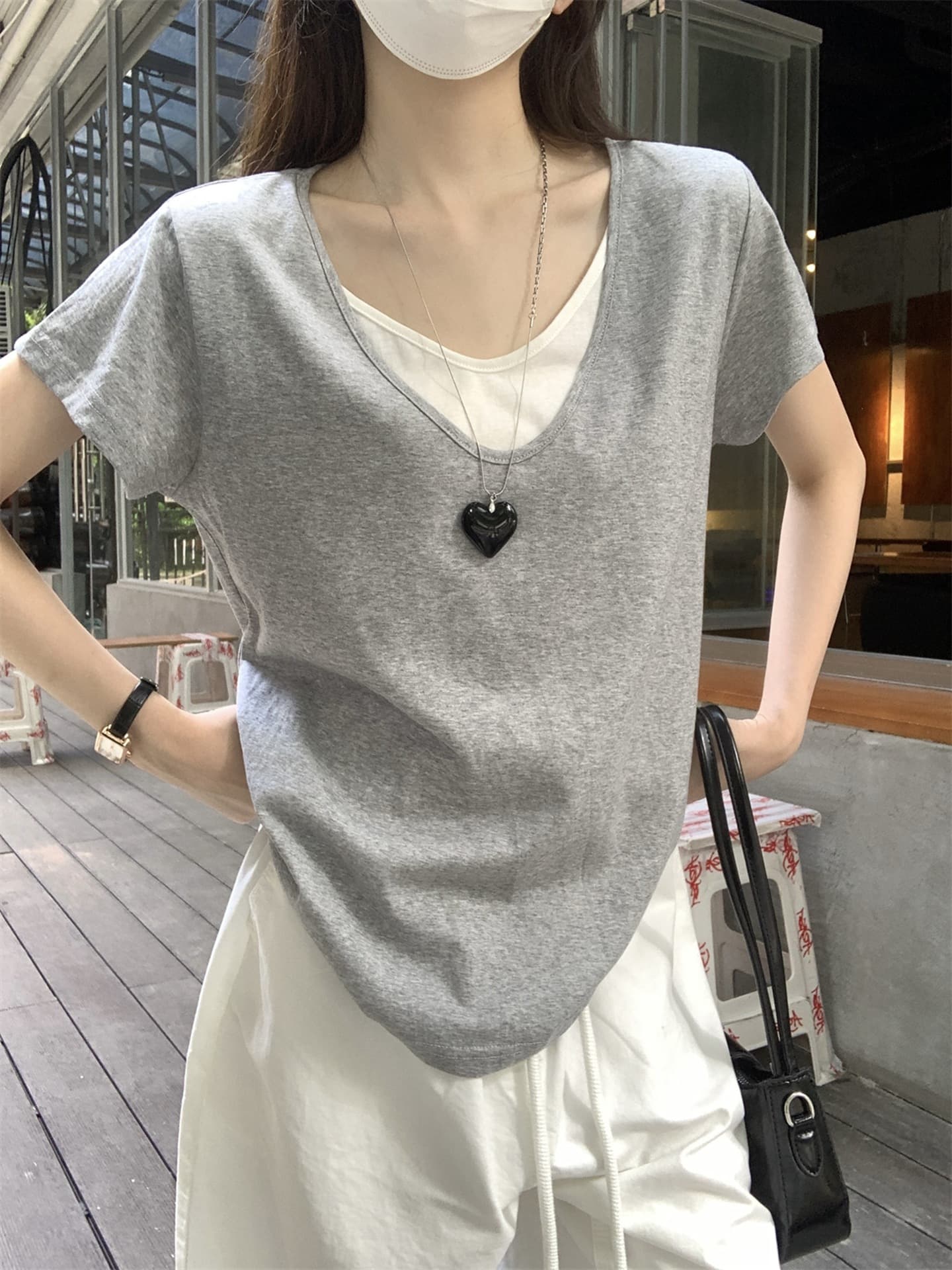 Lazy Loose Layered Short Sleeve T-Shirt for Women, Summer Gray Off-Shoulder Tee, Old Money Style Casual V-Neck Top