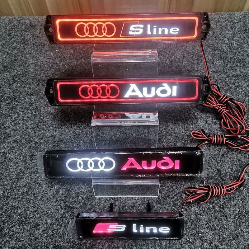 Suitable for Audi A4L/A6L/Q5L/A3/A5/A7/Q3/Q7 center grid illuminated front logo LED light modification