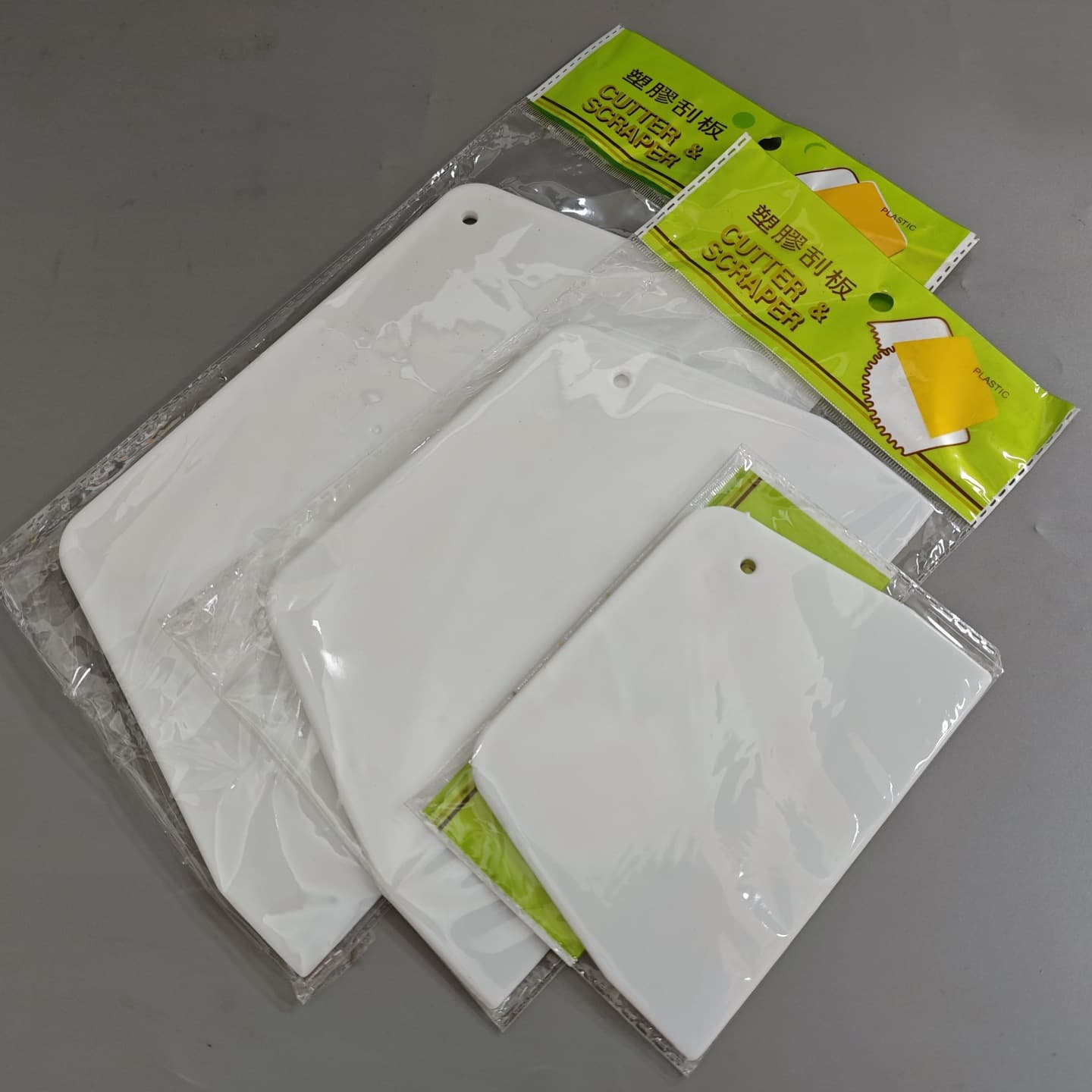 Plastic Scraper for Rice Noodle Roll, Baking Scraper, Kitchen Use Scraper