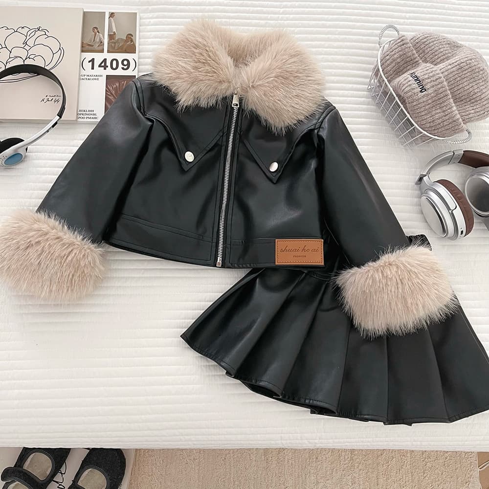 Girls Winter PU Leather Fleece-Lined Set 2025 New Little Girl Korean Style Trendy Leather Jacket and Pleated Skirt Two-Piece Set