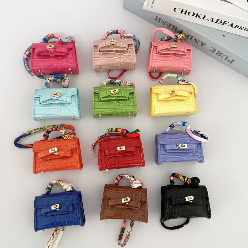 New Mini Crocodile Texture Kelly Bag Pendant Car Keychain Women Exquisite High-End Creative Earphone Bag Women
