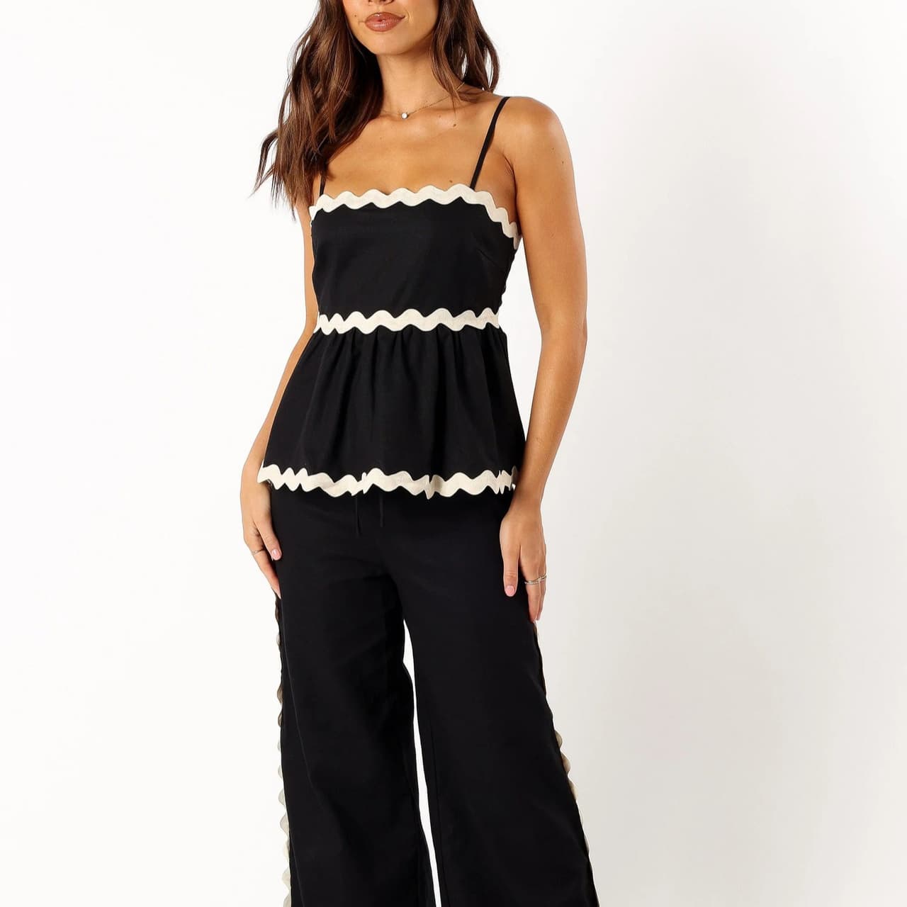 Ruffle Hem Camisole Set Women's Vintage Fitted Babydoll Top + Wide-Leg Pants Contrast Two-Piece Set