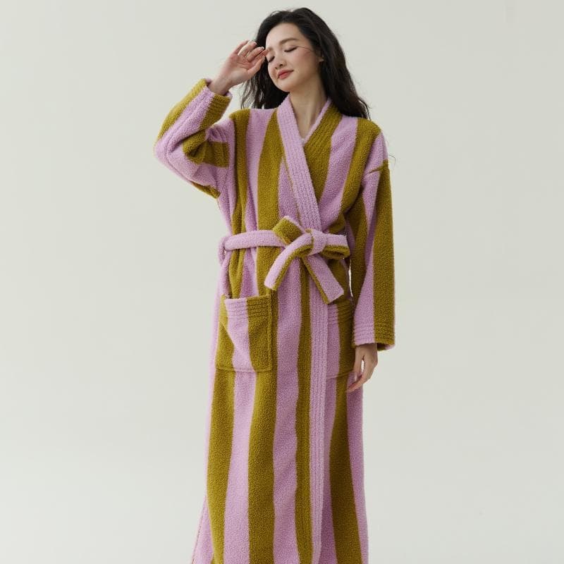 In-Stock Autumn and Winter New Coral Fleece Thickened Soft Fleece Men's and Women's Bathrobes, Extra-Long Bathrobes, Couple Pajamas, Anti-Static