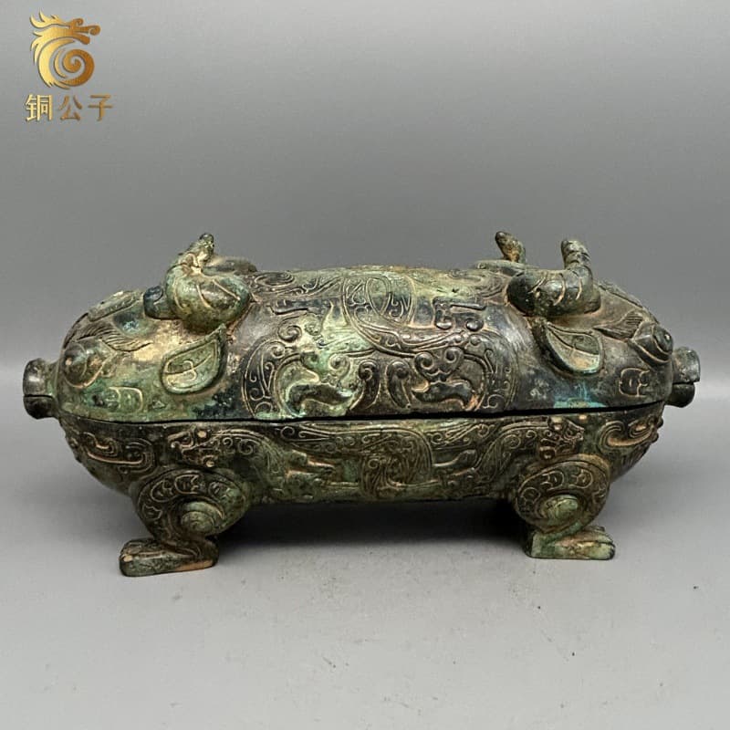 Pig-shaped Box, Antique Bronze Craft, Hubei Chu Culture Style Artwork, Vintage Photography and Film Prop