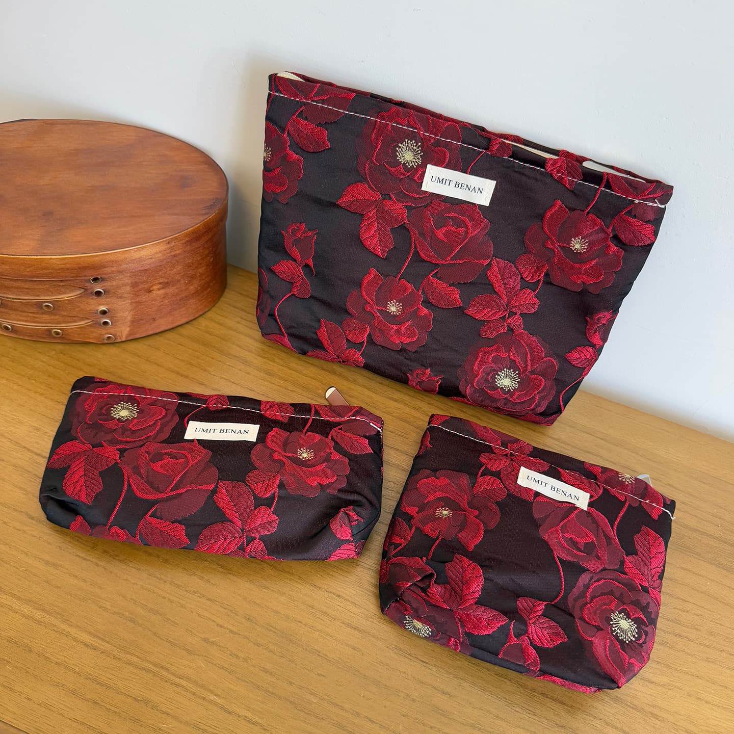Skincare Cushion Lipstick Cosmetic Bag Women Travel Organizer Pouch Portable Toiletry Bag Handheld Inner Lining Cosmetic