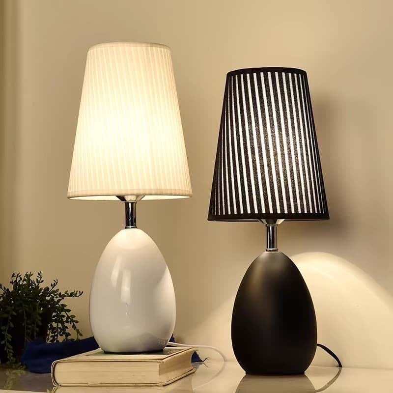 Internet celebrity bedside lamp table lamp student eye protection ins warm high-end black touch lamp living room LED desk lamp cross-border