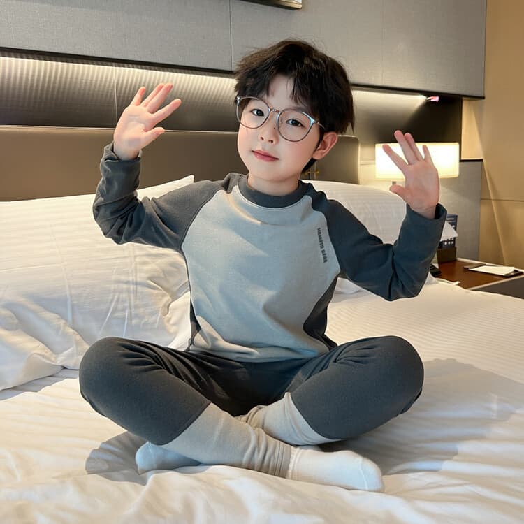 Children's Boys Winter Thermal Underwear Set 2025 New Autumn Winter Pajamas Warm Innerwear