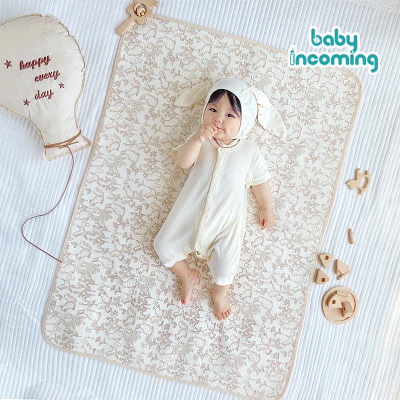 Type A crepe fabric waterproof and breathable baby diaper pad, large size, menstrual period bed sheet, newborn child mattress.
