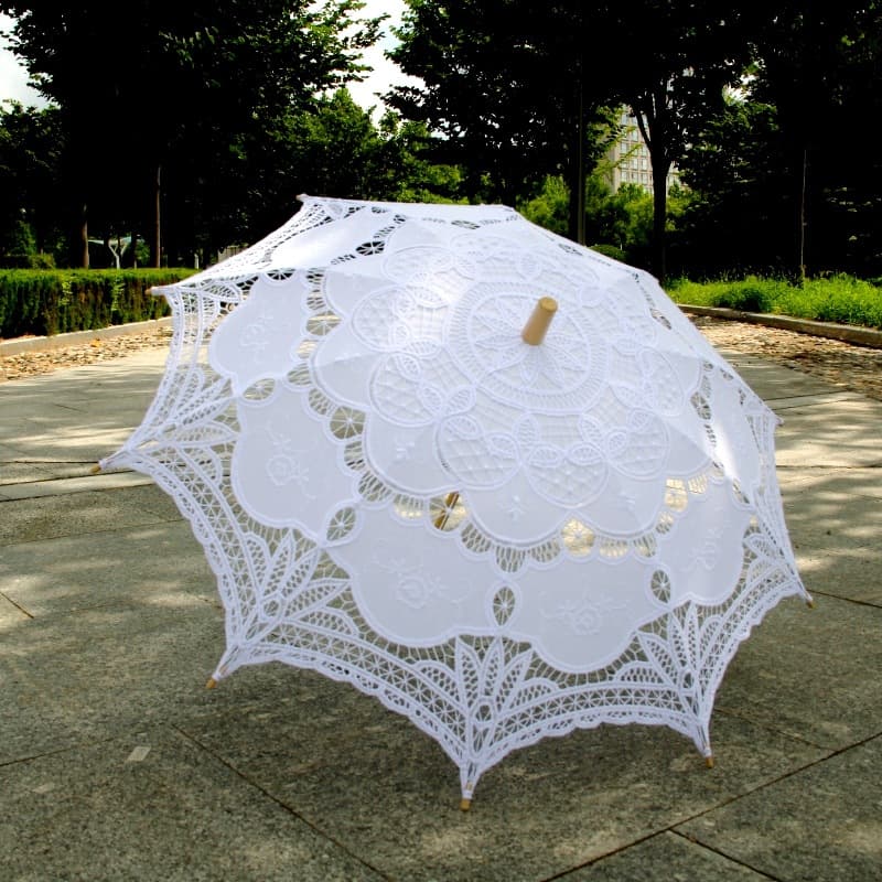 Craft umbrellas with lace trim, embroidery, straight shafts, cotton crochet, hanging decorations, travel, wedding, and photography props.