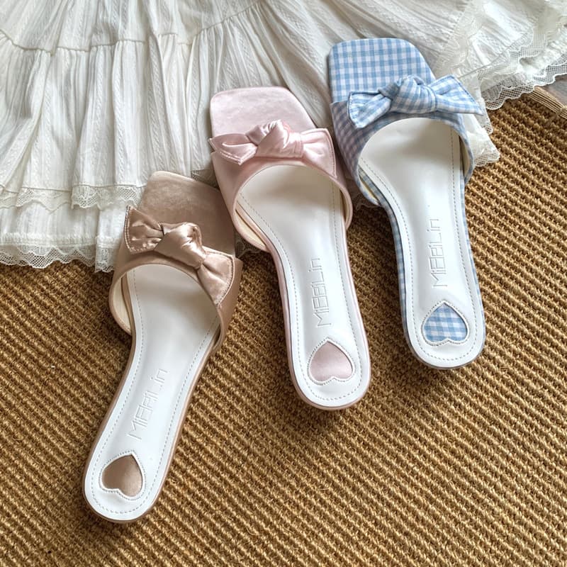 2026 Summer New Korean Square Toe Bow Open Toe Sandals Women Flat Lattice Heart One-Strap Slide Sandals