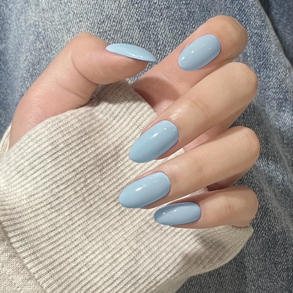 Short Wearable Almond Nails Summer Ice Blue Nail Art Stickers High-End Solid Color Pre-Made Nail Tips 30 Pieces Wholesale
