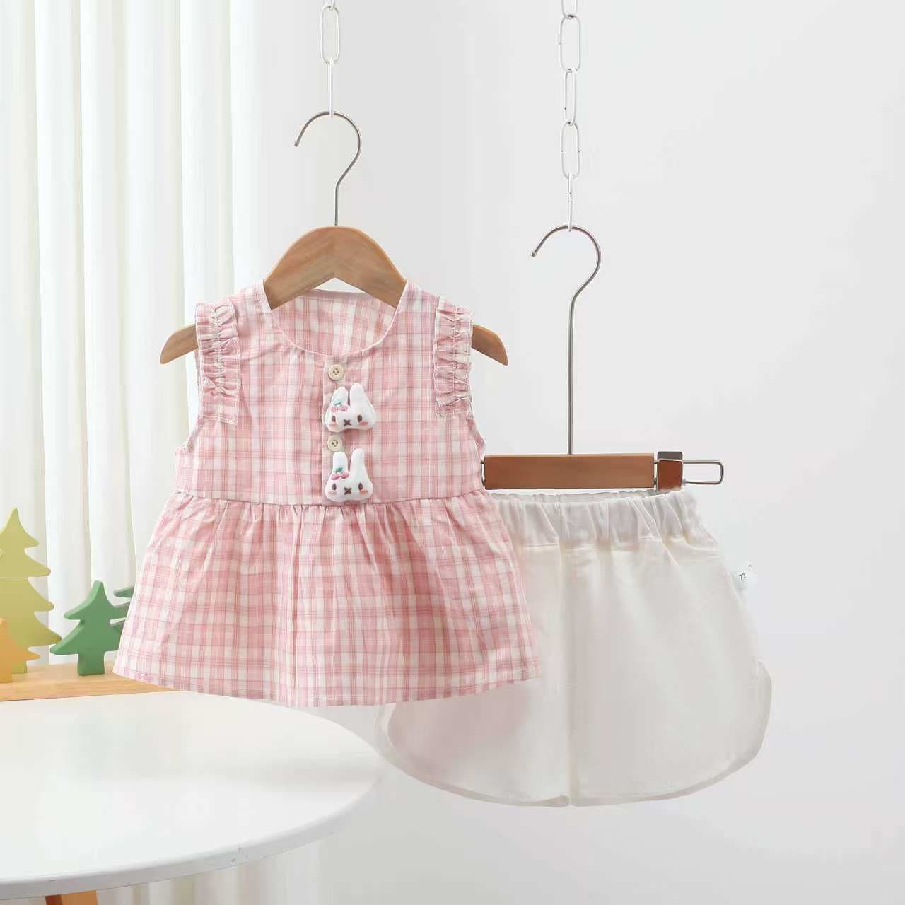Girls' Outfit Summer 2026 New Stylish Children's Trendy Plaid Shorts Set Baby Girl Sleeveless Two-Piece Set Fashionable