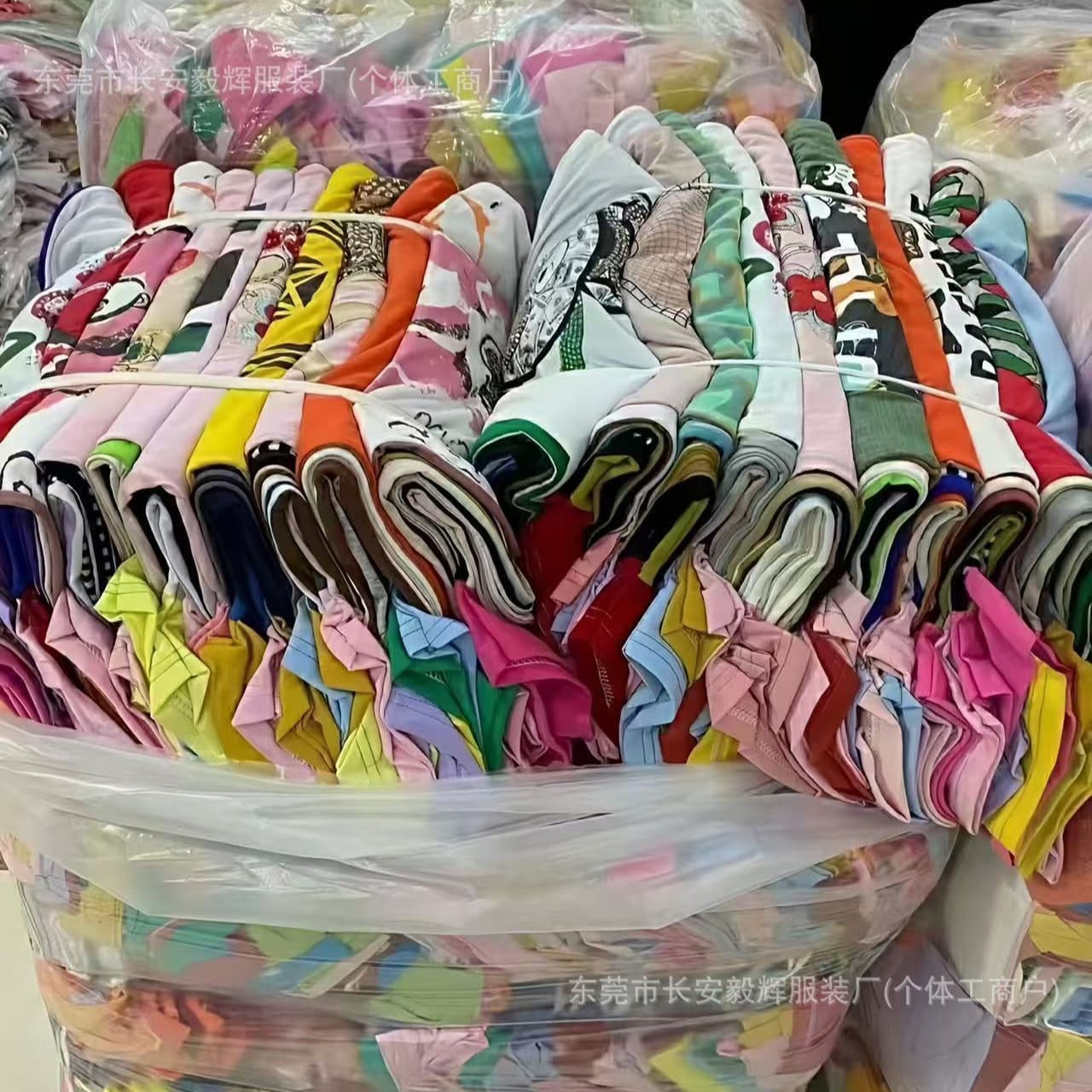 Wholesale Kids Summer T-Shirts 2025, Boys and Girls Cartoon Print Short Sleeve Tees, Trendy Children's Clothing for Street Stall