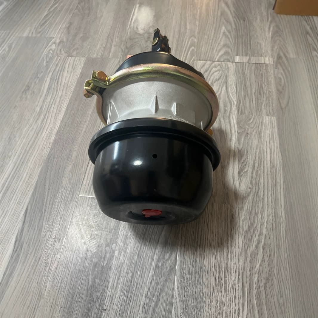 Supply European Heavy Truck Trailer Deep Stroke Brake Chamber T24/30DD 9253713000