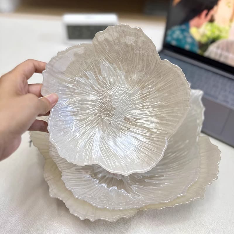 Nordic modern flower fruit plate salad bowl, pearlescent glass fruit plate set, high-end simple candy snack plate