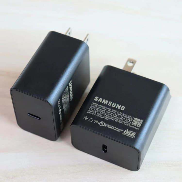 Suitable for Samsung original 45W gallium nitride fast charging S23Ultra S25 S24 charger super fast charging T4510