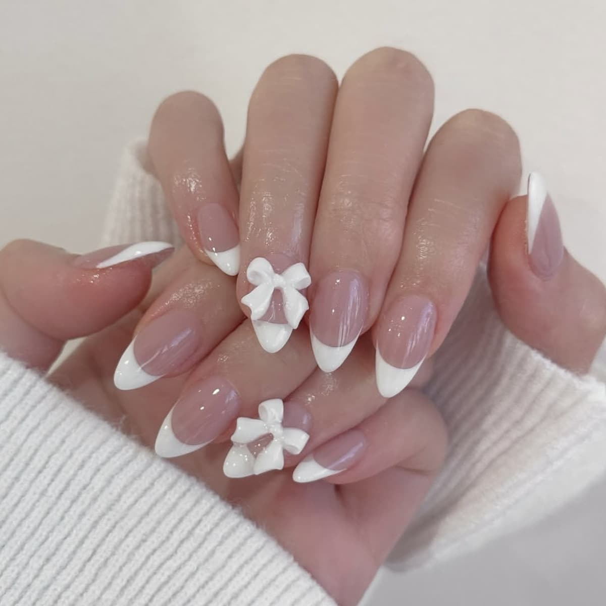 Cross-border Wearable Nails Simple Fashion White French Sweet Bow Decoration Detachable Fake Nails Nail Tips
