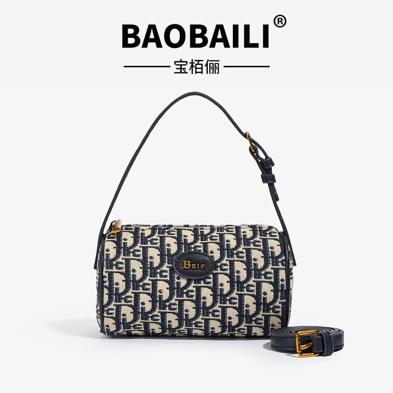 Baobaili Genuine Canvas Jacquard Embroidery European American Retro Niche Camera Bag 2025 New Minimalist Small Square Bag for Women