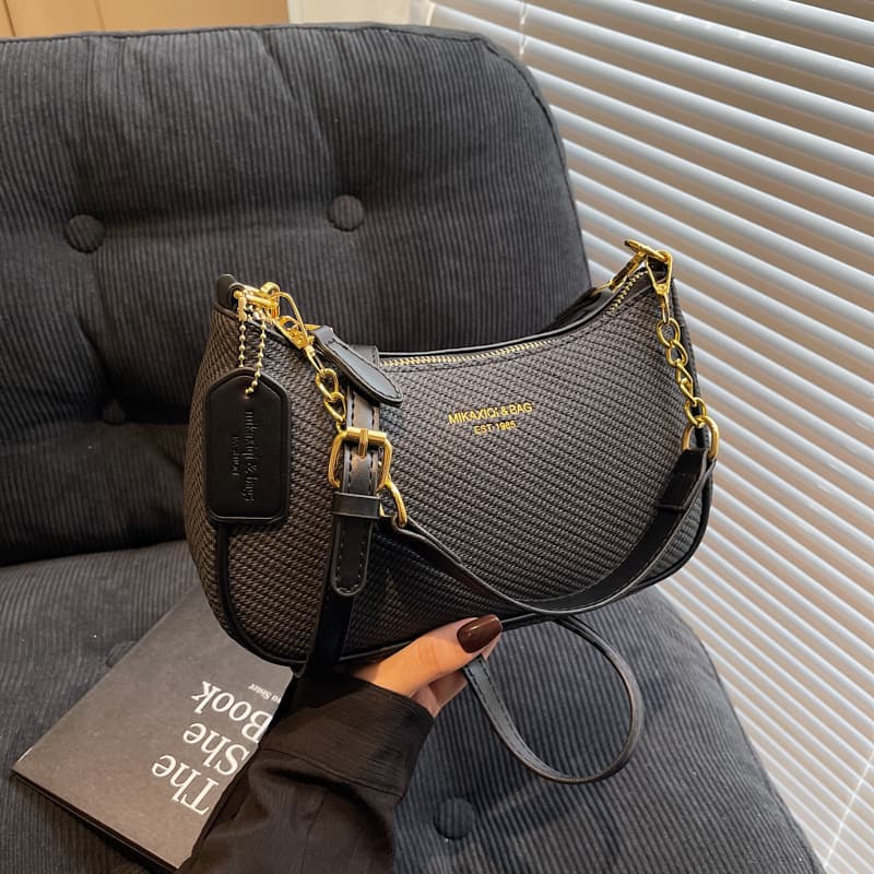 Cross-Border Foreign Trade Niche Design Bag Women's 2025 New Fashion Versatile Shoulder Bag Women's Underarm Portable Crossbody Bag