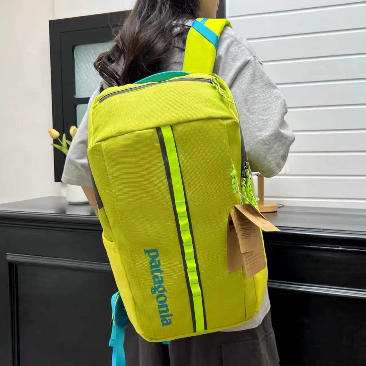 Cross-border Pata Ba@ta Outdoor Lightweight Waterproof Hiking Backpack Commuter Student Laptop Bag Multi-color