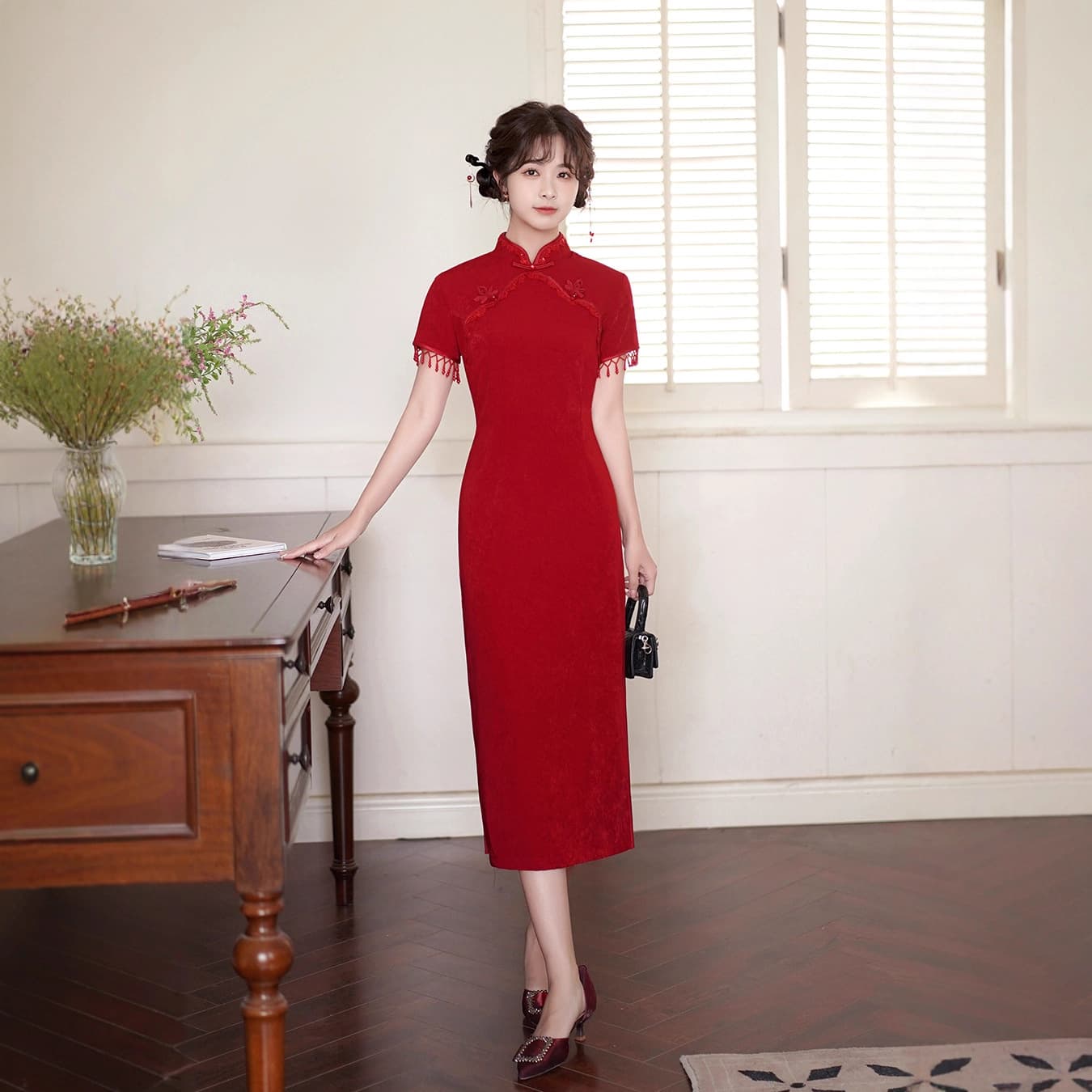 Spring Wedding Banquet Dress. Special Price