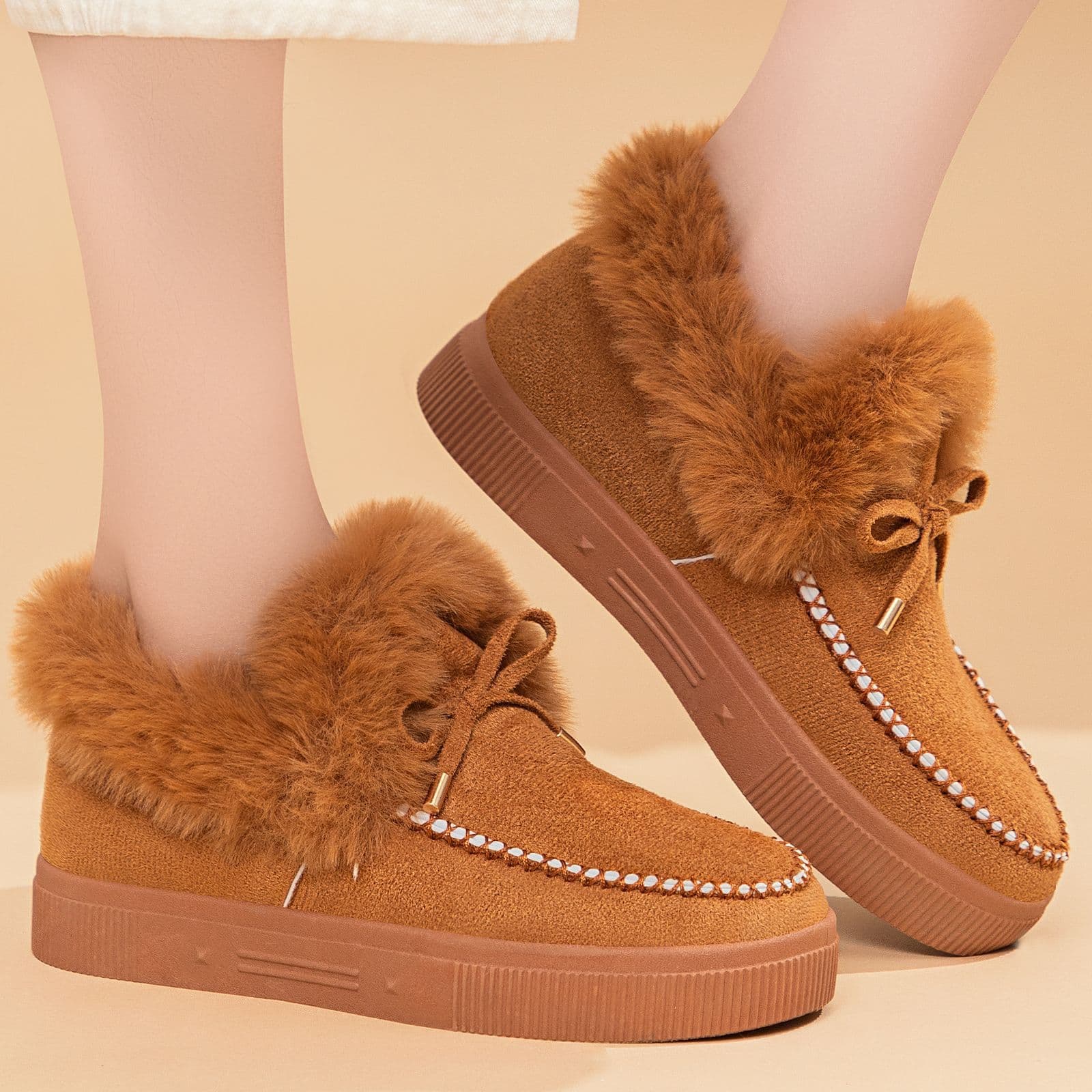 Winter Women's Shoes Plush Lined Thick Cross-Border Large Size Cotton Shoes Fashion Versatile Slip-On Snow Boots Outdoor Warm Cotton Boots