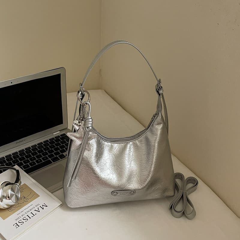 Niche 2025 New Fall/Winter Large Capacity Underarm Bag Women's Dumpling Bag Soft Leather Commuter Vintage Tote Bag Light Luxury