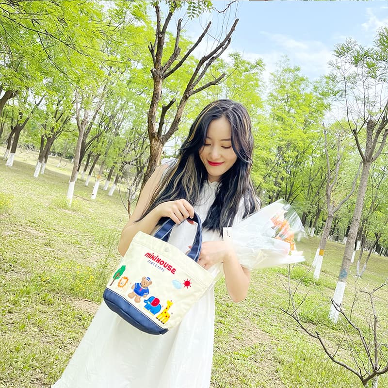 Miki-style Diaper Tote Bag, Lightweight Compact Canvas with Large Capacity and Cartoon Design