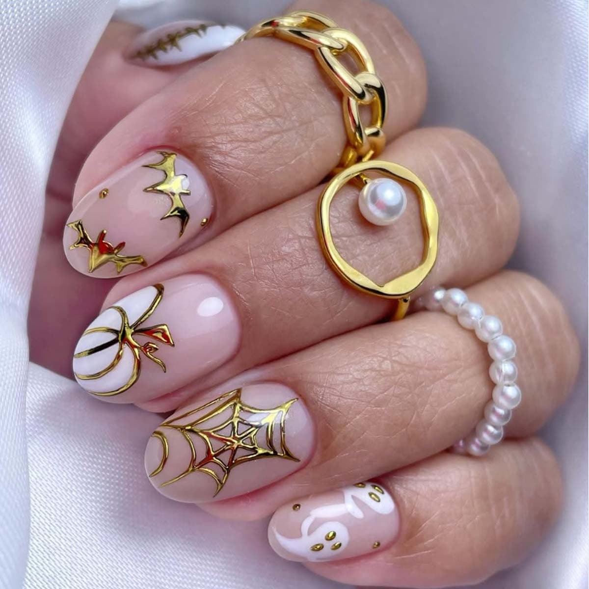 Nude Transparent Gold Trim Halloween Wearable Nails Foil Pumpkin Bat Spider Web Short Oval Nails Gentle Removable False Nails