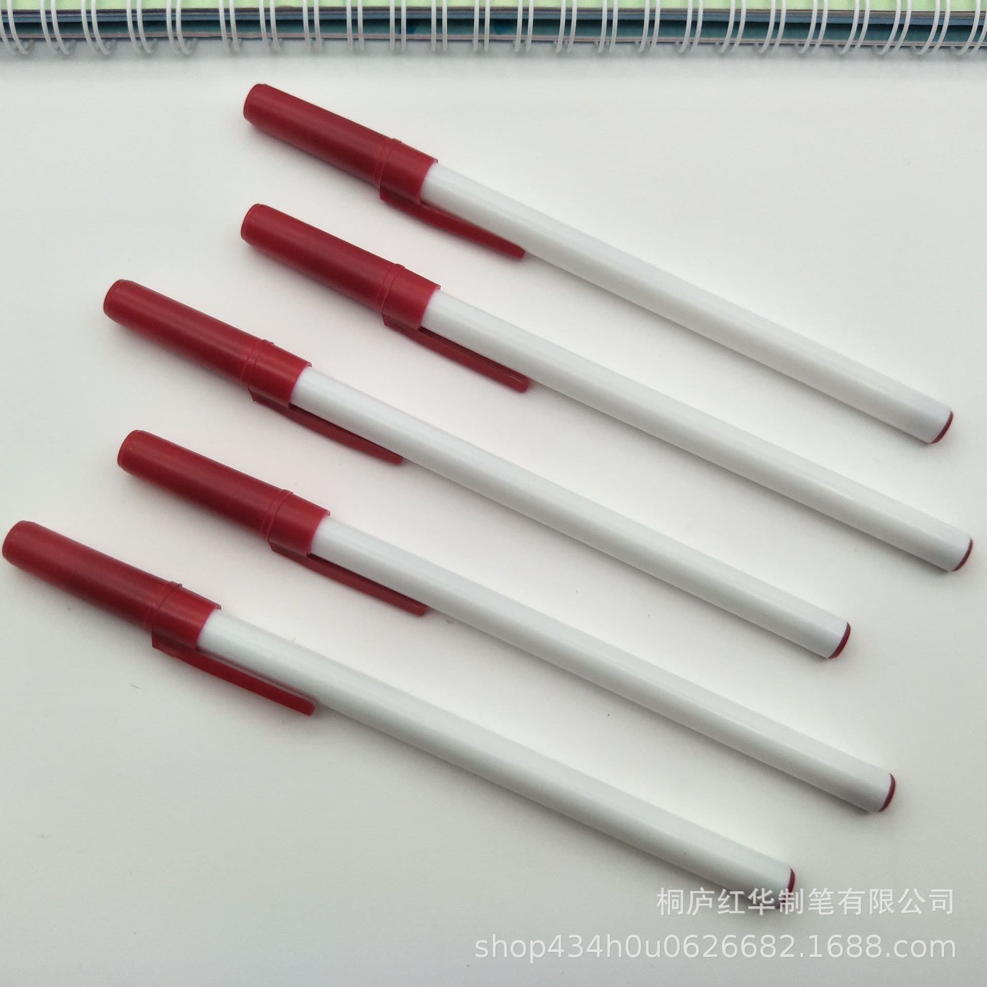 Wholesale plastic advertising gift pen cheap promotional insert set ball pen printable LOGO simple white ballpoint pen